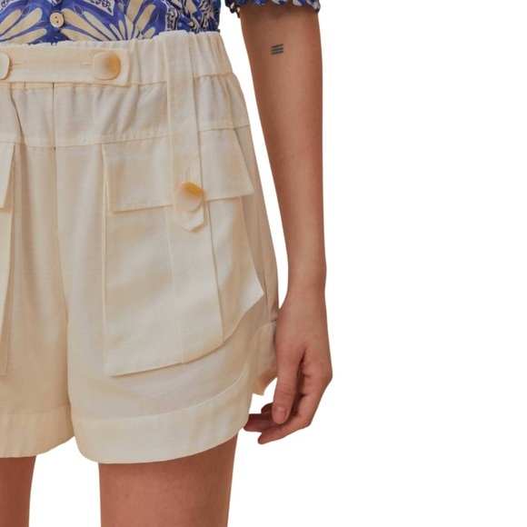 FARM RIO Off White Cargo Pockets Shorts NWT - Picture 3 of 12